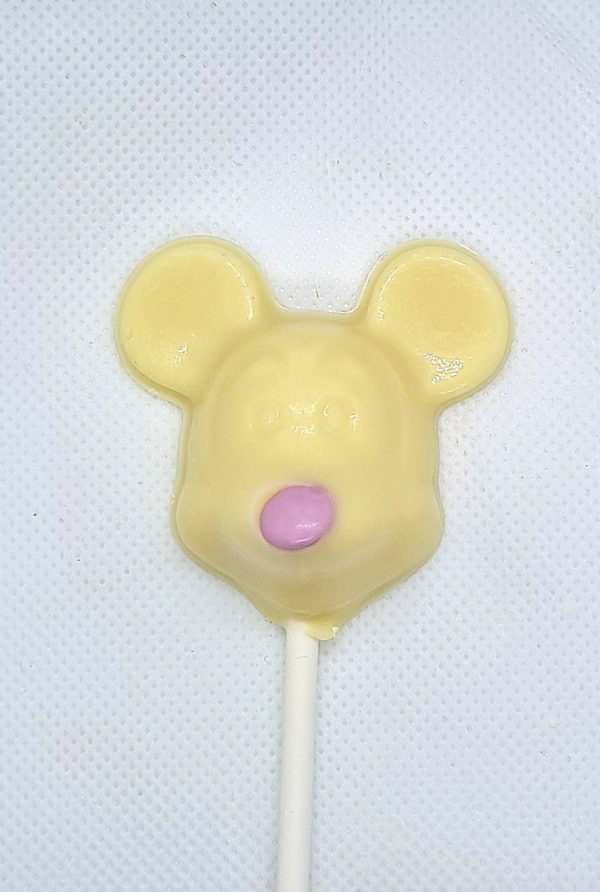 White Chocolate  Mouse lollipop