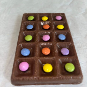 Milk chocolate smartie bar